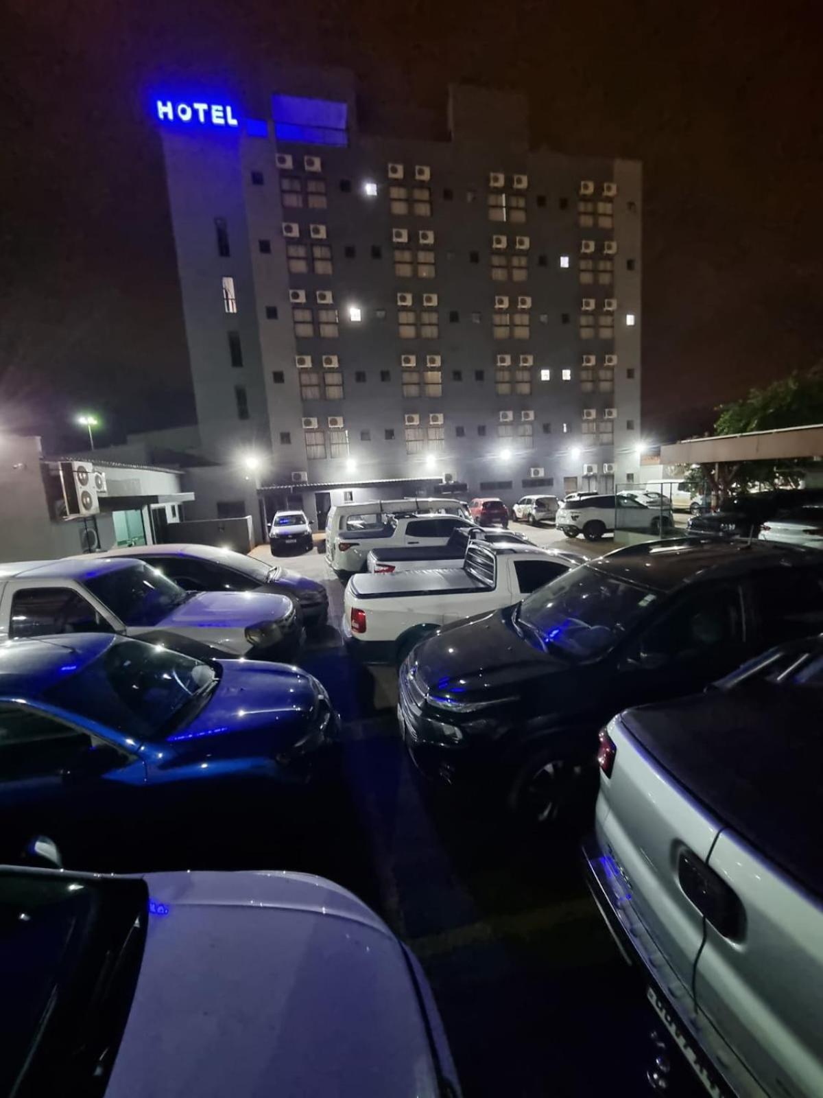 Turis Hotel Dourados Exteriér fotografie